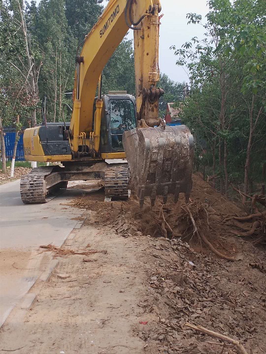 万庄镇高营村大挠挖树根,小挠开槽_廊坊市广阳区人民政府-门户网站